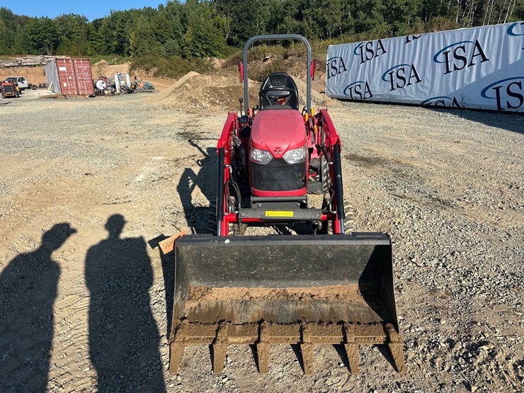 2021-massey-ferguson-1805-image-9