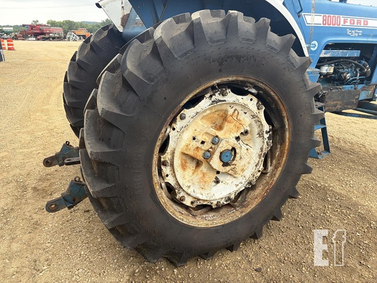 ford-8000-image-14