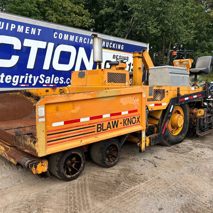 BLAW-KNOX PF3200