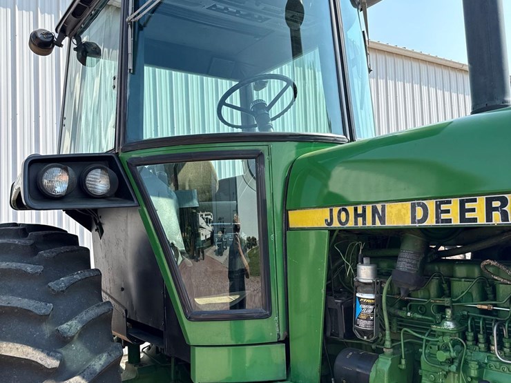 1979-john-deere-4440-image-14