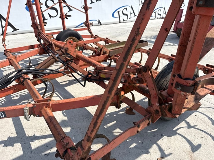 allis-chalmers-1300-image-29
