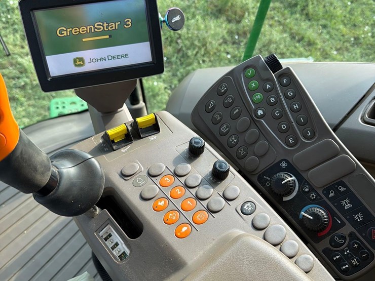 2013-john-deere-s660-image-75