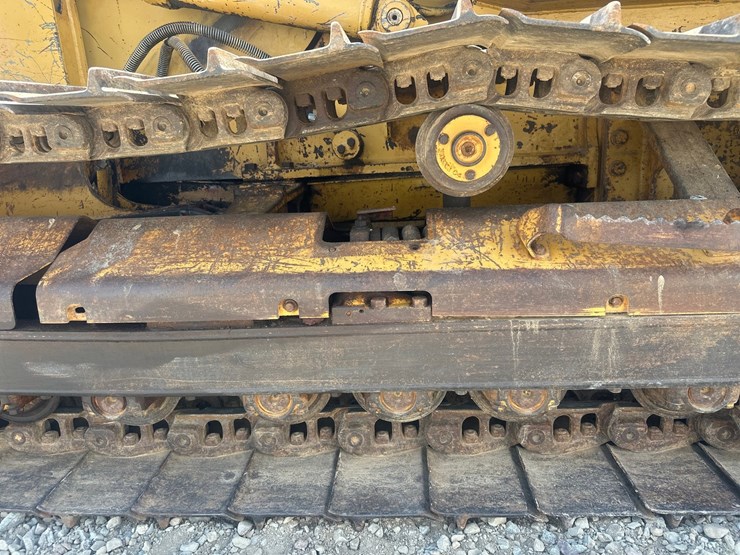 caterpillar-d5c-xl-image-51