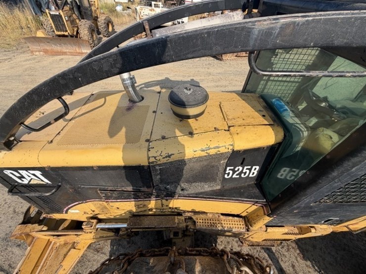 2002-caterpillar-525b-image-42