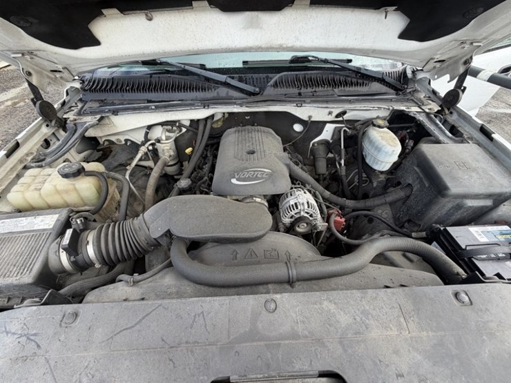 2006-chevrolet-silverado-3500-image-14