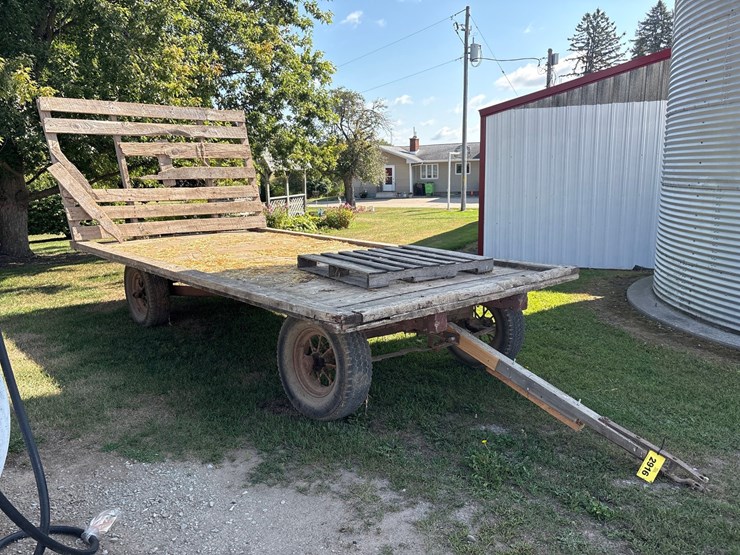 #2916-•-8'x16'-hay-wagon-image-1