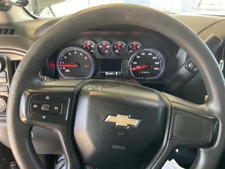 2021-chevrolet-silverado-1500-image-21
