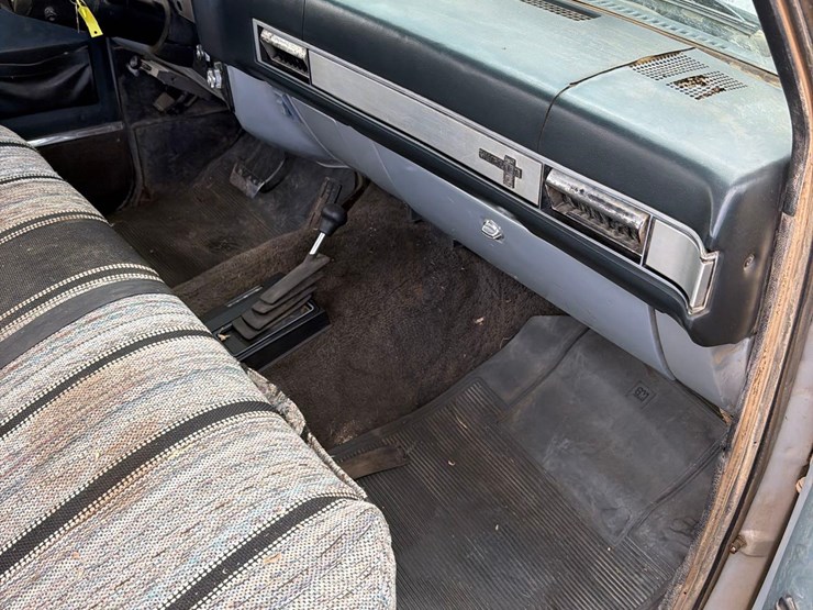 1985-chevrolet-1500-image-35