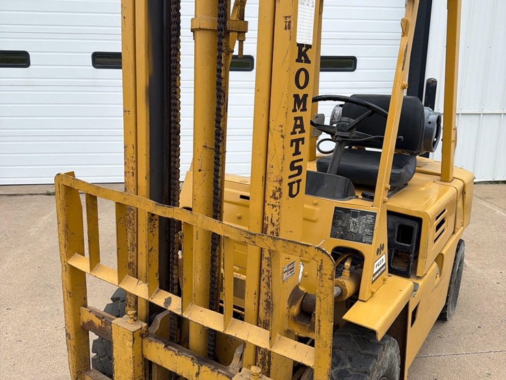 komatsu-fg25-propane-forklift-image-7