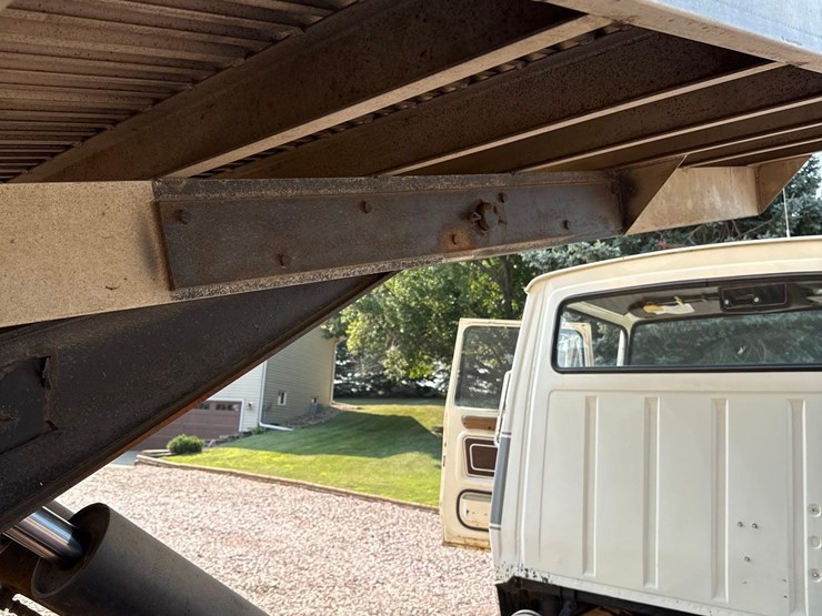 1979-ford-f700-image-108