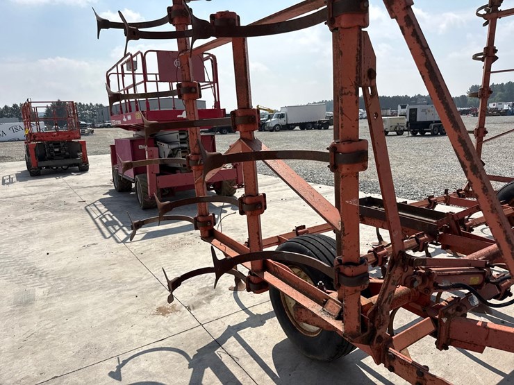 allis-chalmers-1300-image-20