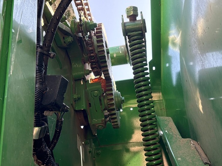john-deere-450-image-26