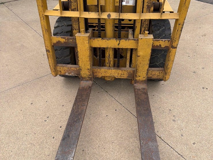 komatsu-fg25-propane-forklift-image-6