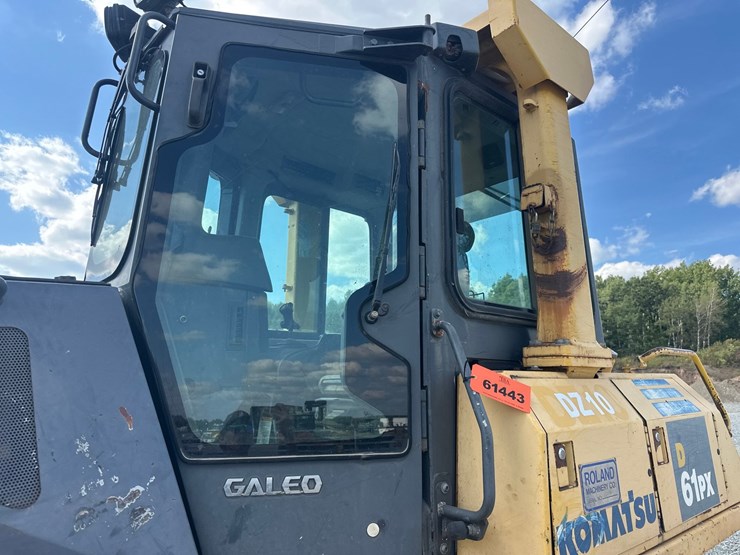 #61443-•-komatsu-61px-15-dozer-image-24