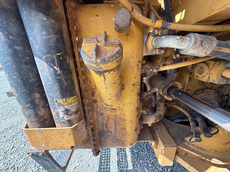 caterpillar-980g-image-66
