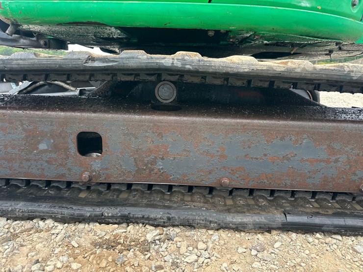 2019-deere-50g-image-64