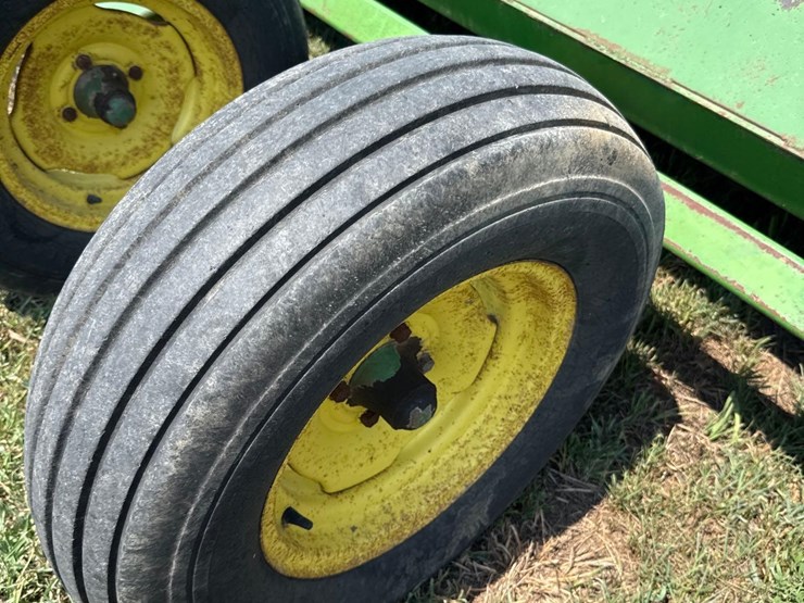 john-deere-27-image-7