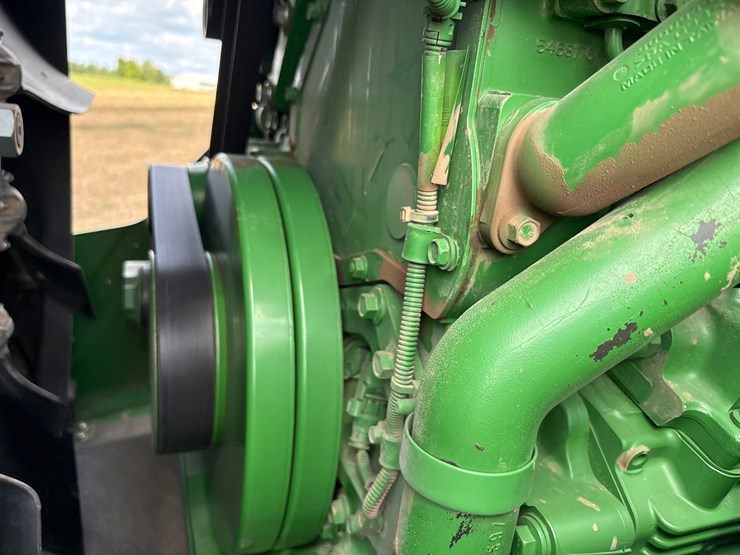 2022-john-deere-640-image-55