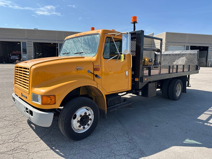 international-4700-image-1