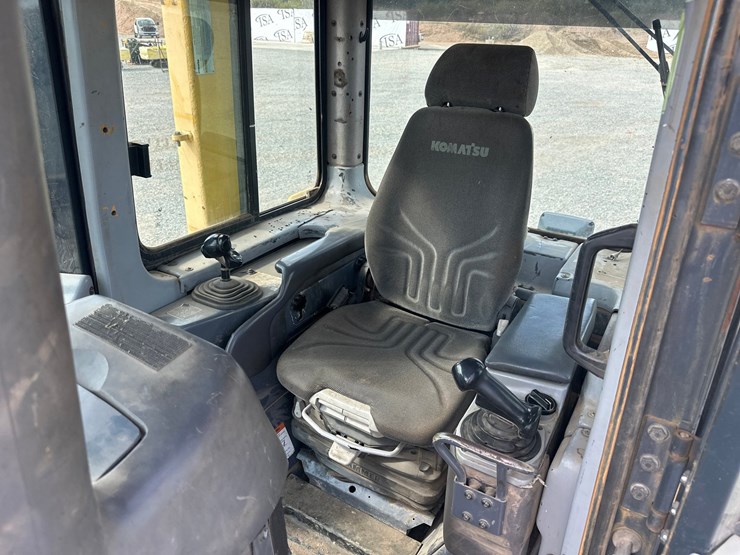 #61443-•-komatsu-61px-15-dozer-image-33