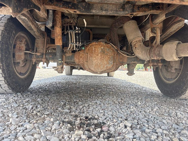 2017-ford-f350-image-58