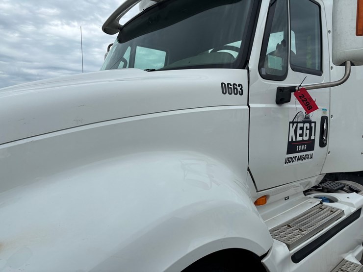 2015-international-prostar-image-9
