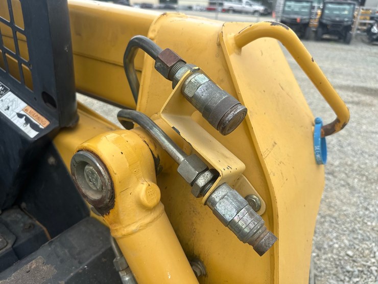 john-deere-250-image-26