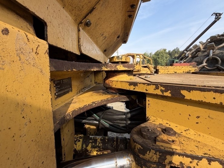 2002-caterpillar-525b-image-18