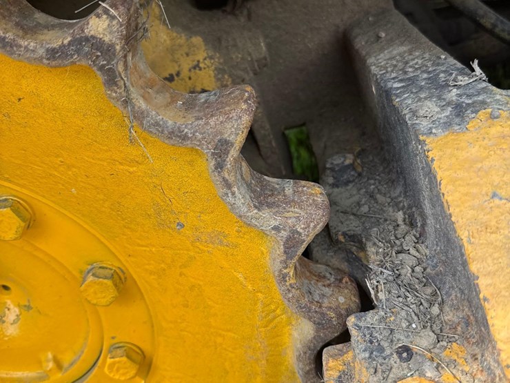 deere-400g-image-35