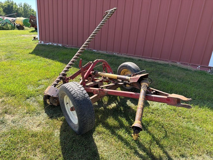 new-holland-455-image-1