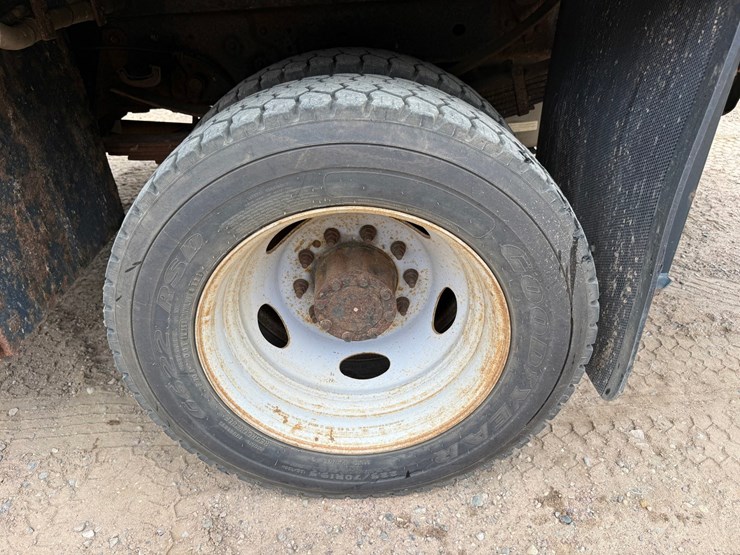 2014-ford-f450-image-59