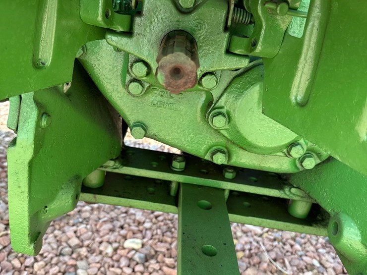 john-deere-730-image-23