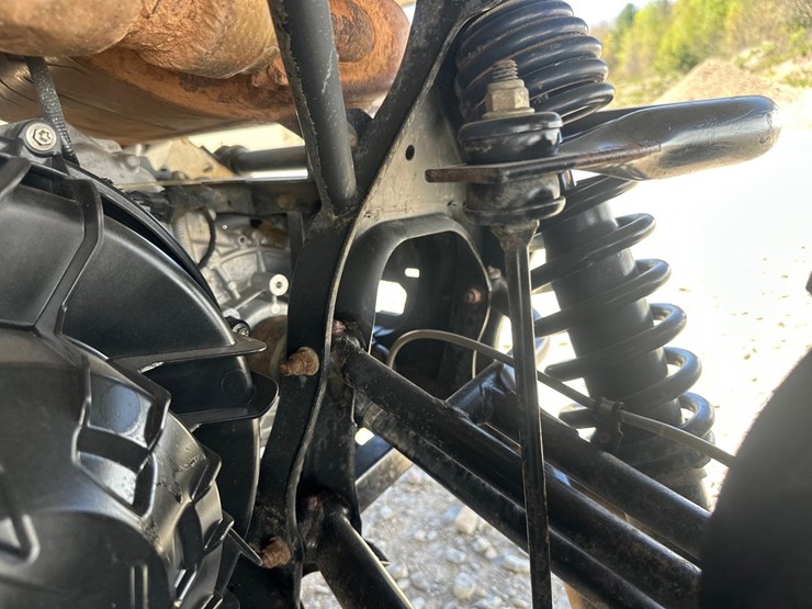 #5301-•-2022-canam-defender-xt-4x4-utv-image-42