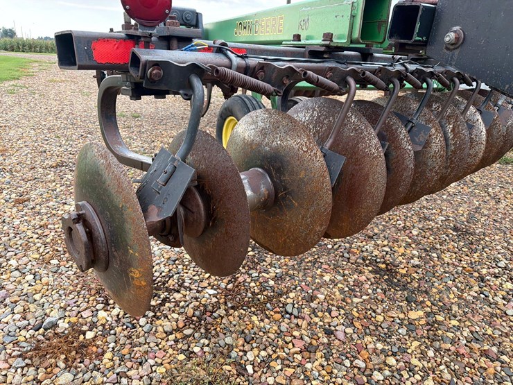 john-deere-510-image-9