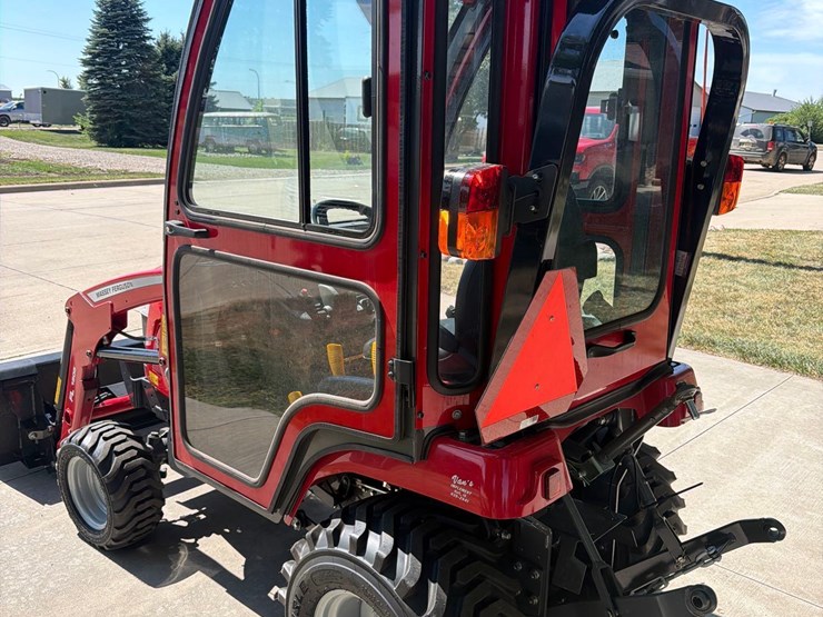 2021-massey-ferguson-4-image-6
