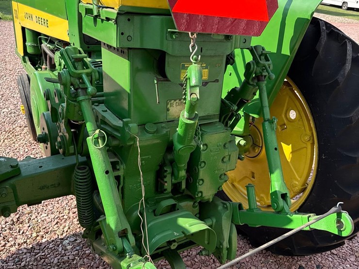 john-deere-530-image-35