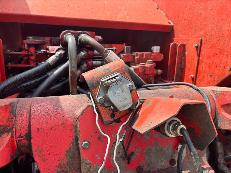 1983-massey-ferguson-4900-image-91