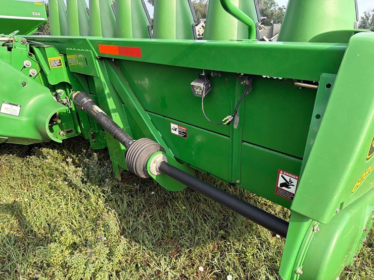 2009-john-deere-608c-image-27