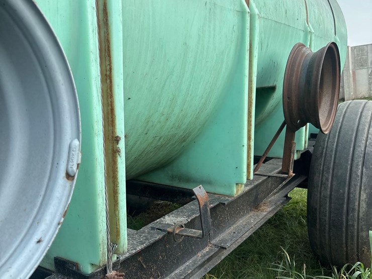 1500-gallon-portable-water-tank-trailer-w/-pump-image-14