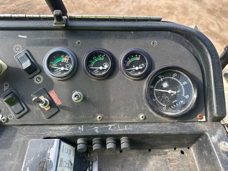 #2795-•-volvo-pro-pac-115-single-drum-compactor-image-47