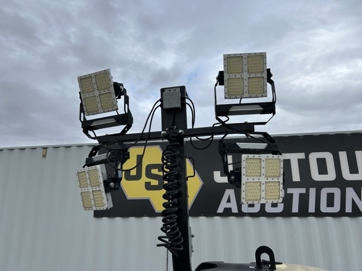 2021-doosan-6kw-towable-light-tower-image-17