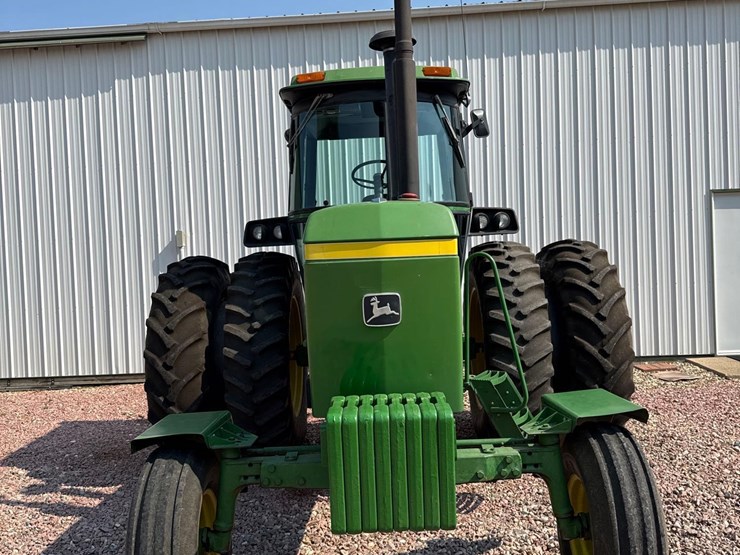 1979-john-deere-4440-image-5
