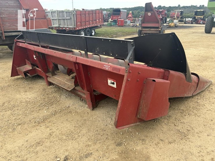 case-ih-1044-image-3