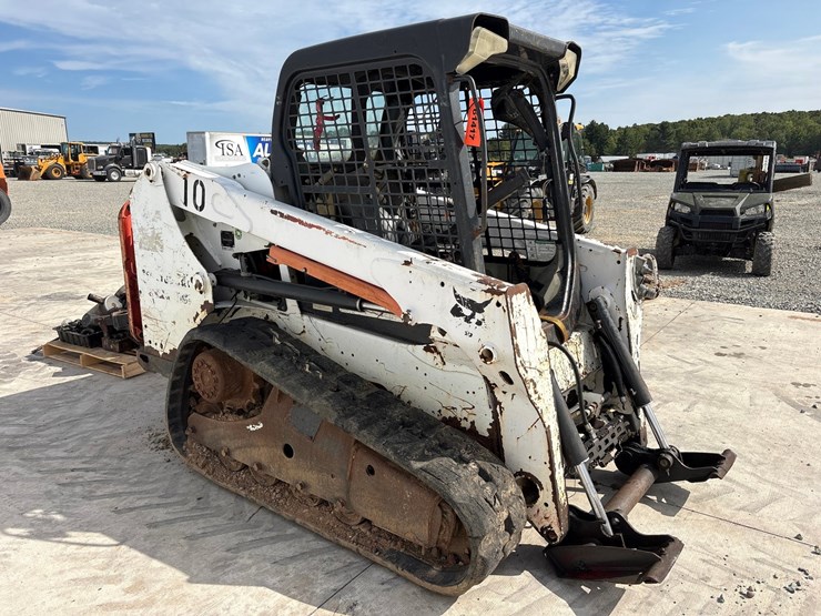 2014-bobcat-t550-image-7