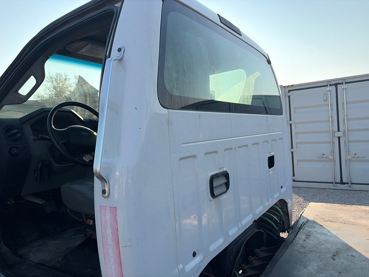 2015-ford-f750-image-19