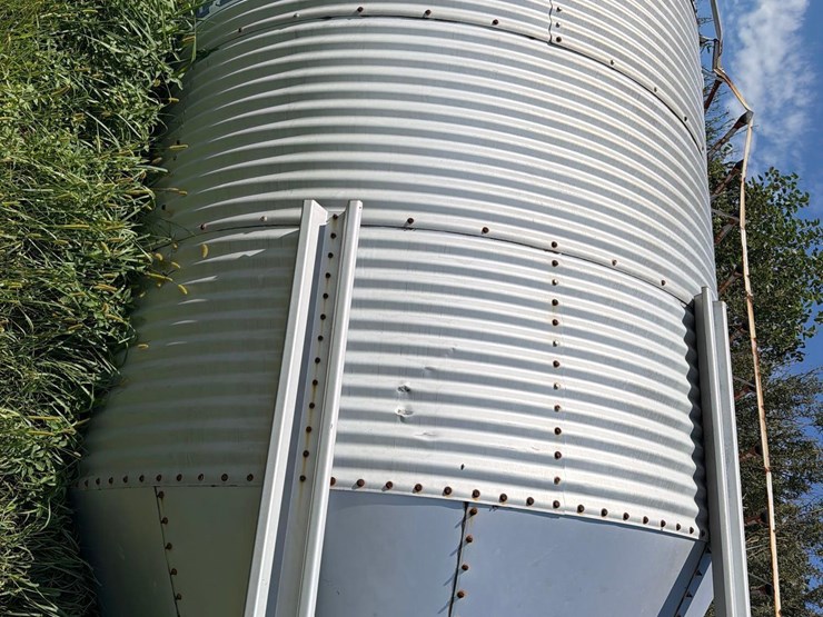 hog-slat-15-ton-bulk-bin-image-9