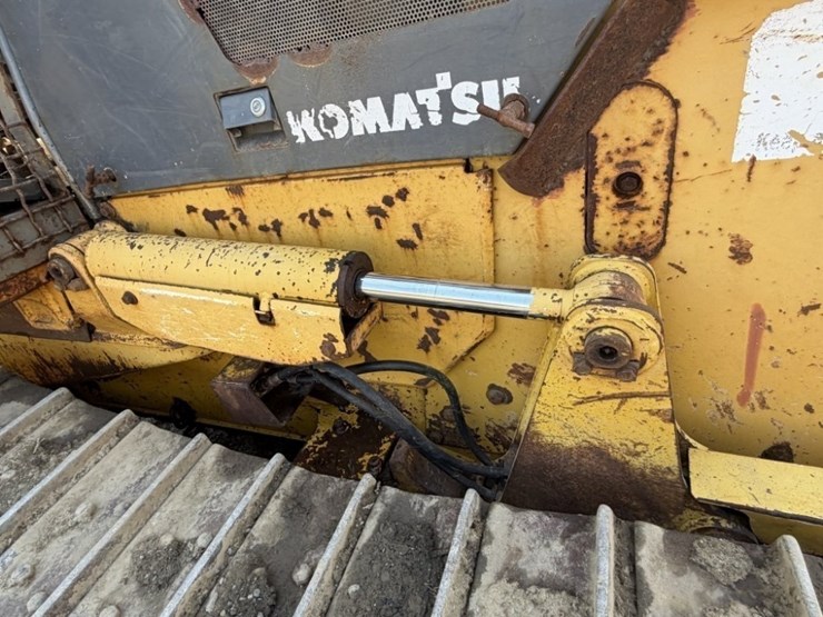 2004-komatsu-d39ex-21-image-26