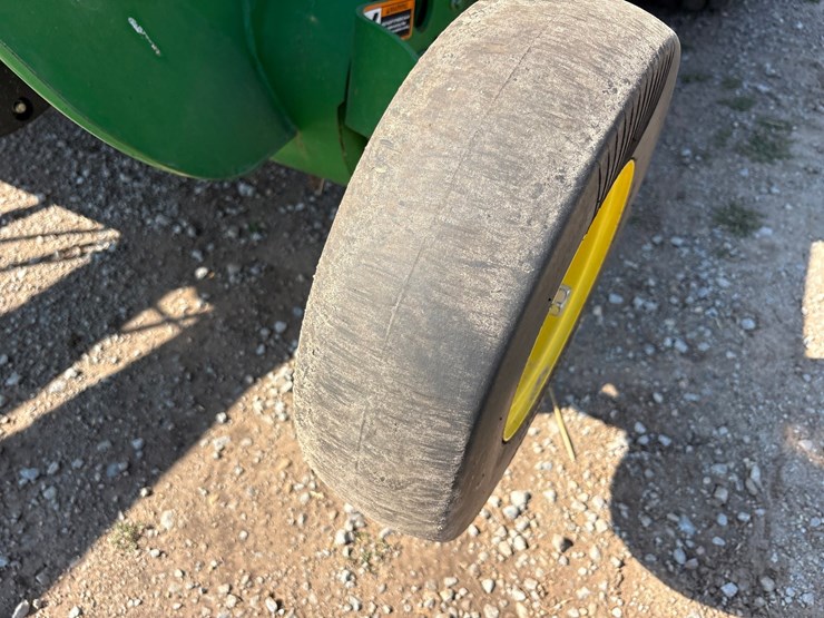 john-deere-450-image-45