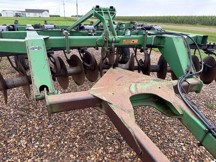 john-deere-510-image-26