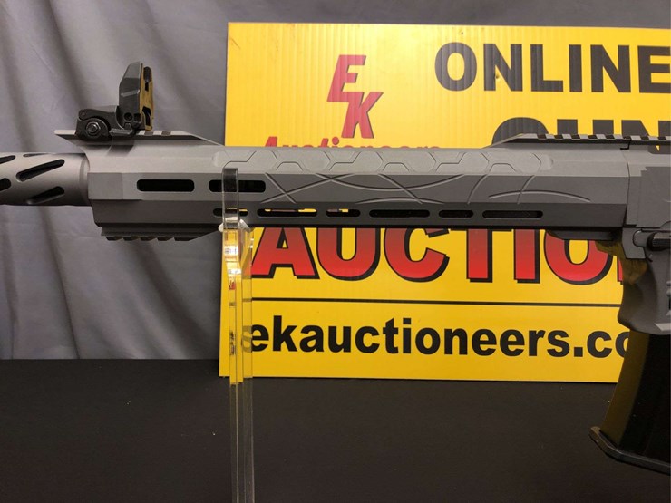 citadel-12-gauge-semi-auto-shotgun-image-4